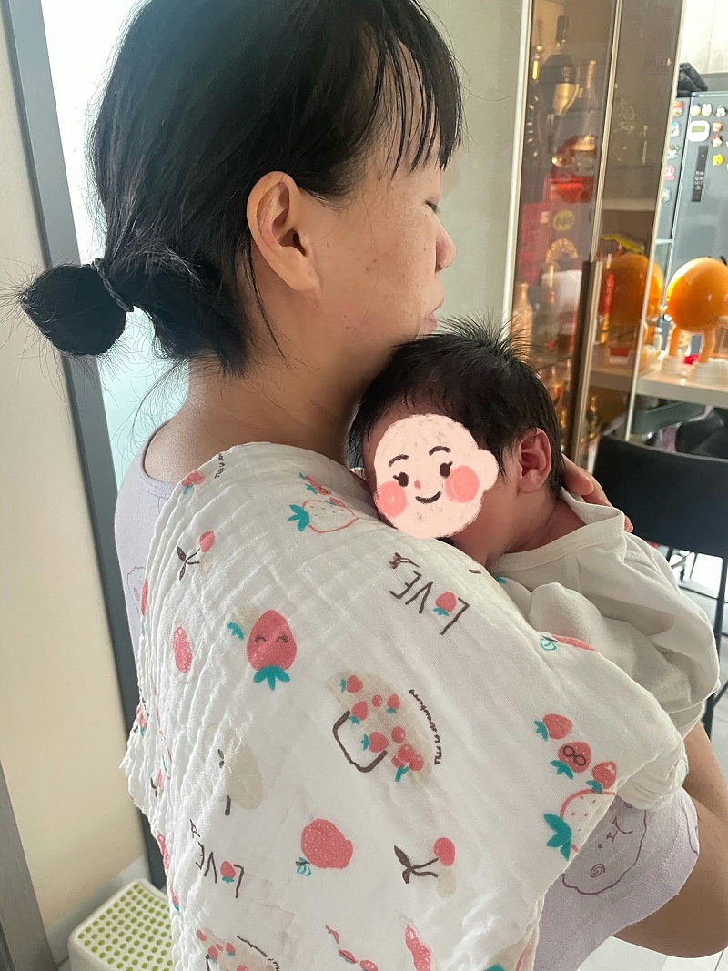 多喜娃自营月嫂