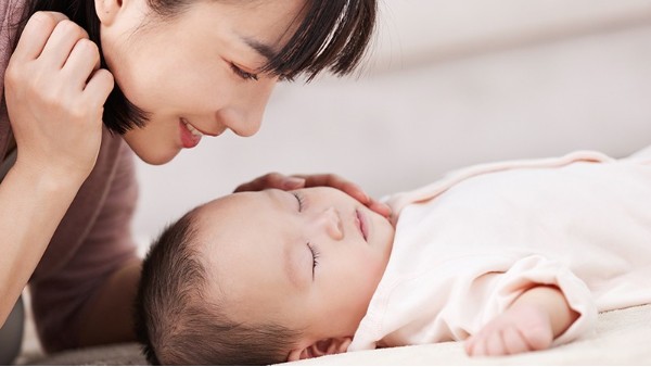 深圳月嫂多少钱一个月住家_月嫂价格