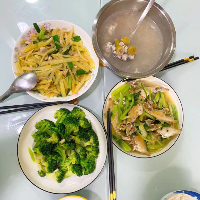 营养月子餐