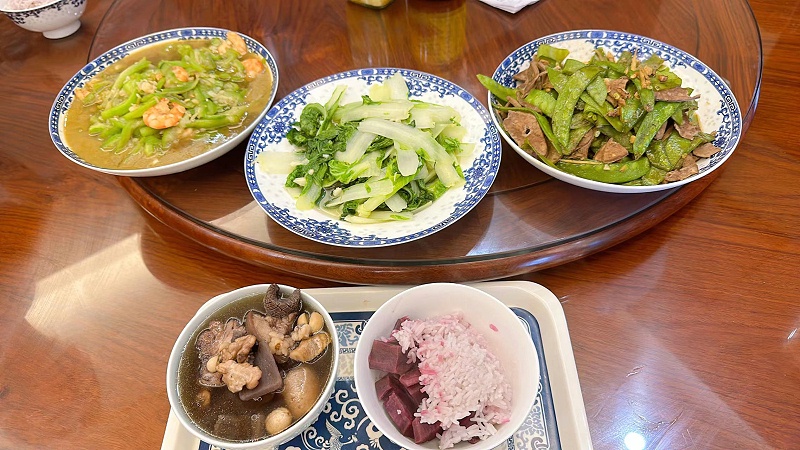 月子餐