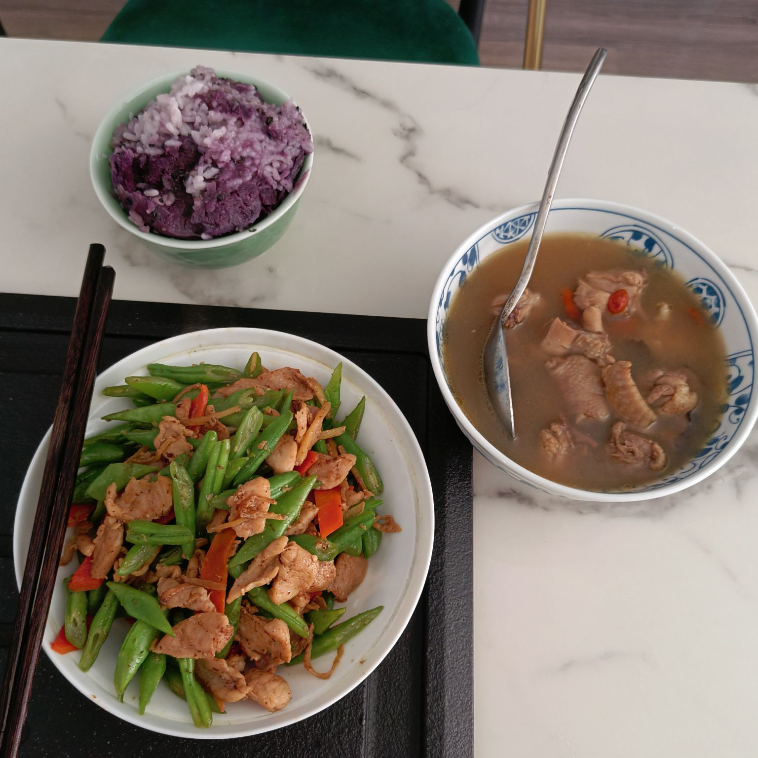 月子餐