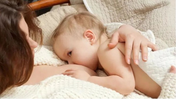 如何与宝宝建立亲密的关系？遵循亲密育儿法的7个原则