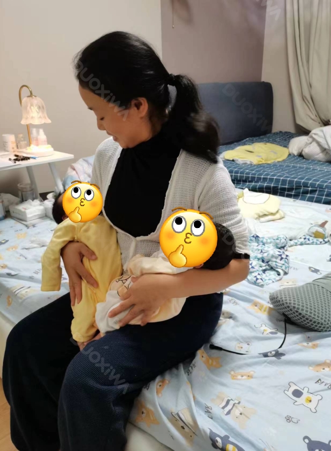 月嫂工作风采