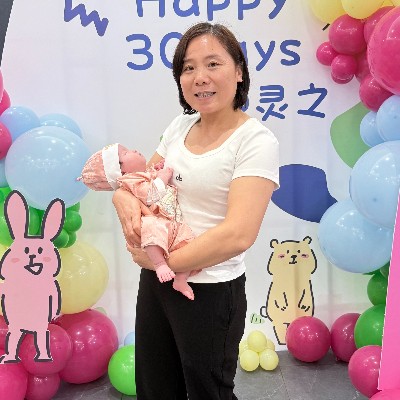 超赞月嫂琳姐：贴心照料母婴，专业安抚敏宝，家人一致好评