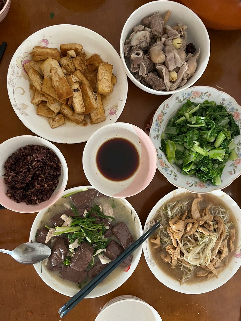 营养月子餐