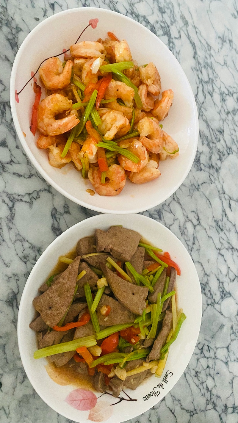 黄姐上户两月：宝宝健康作息佳，美食按摩暖人心，轻松带娃感恩有她