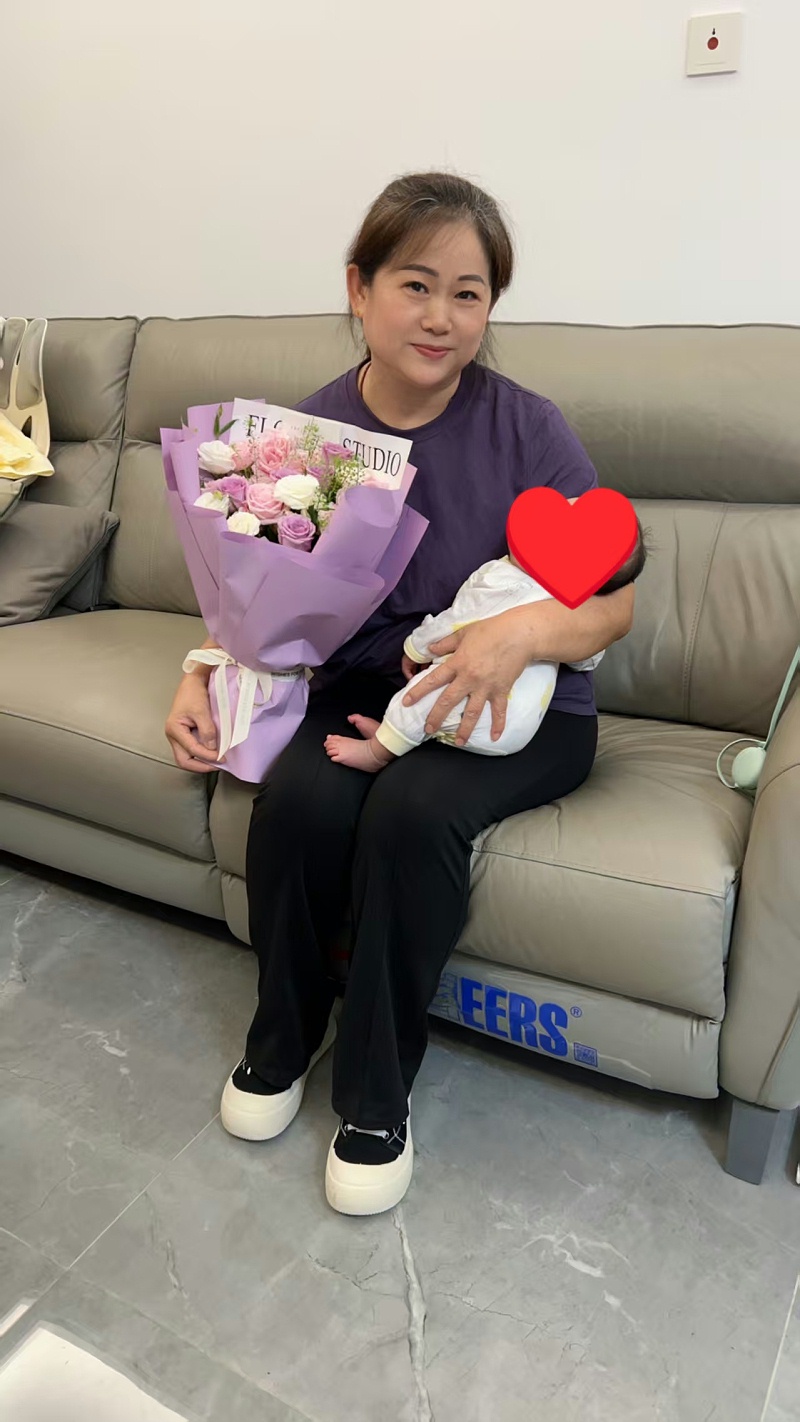 兰姐：紧急剖腹产后的守护天使，贴心照料暖人心