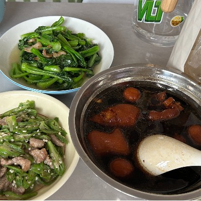 月嫂张阿姨暖心相伴一月：细致照料宝宝，贴心调理宝妈胃口