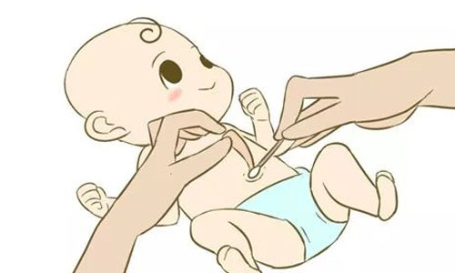 月嫂护理宝宝