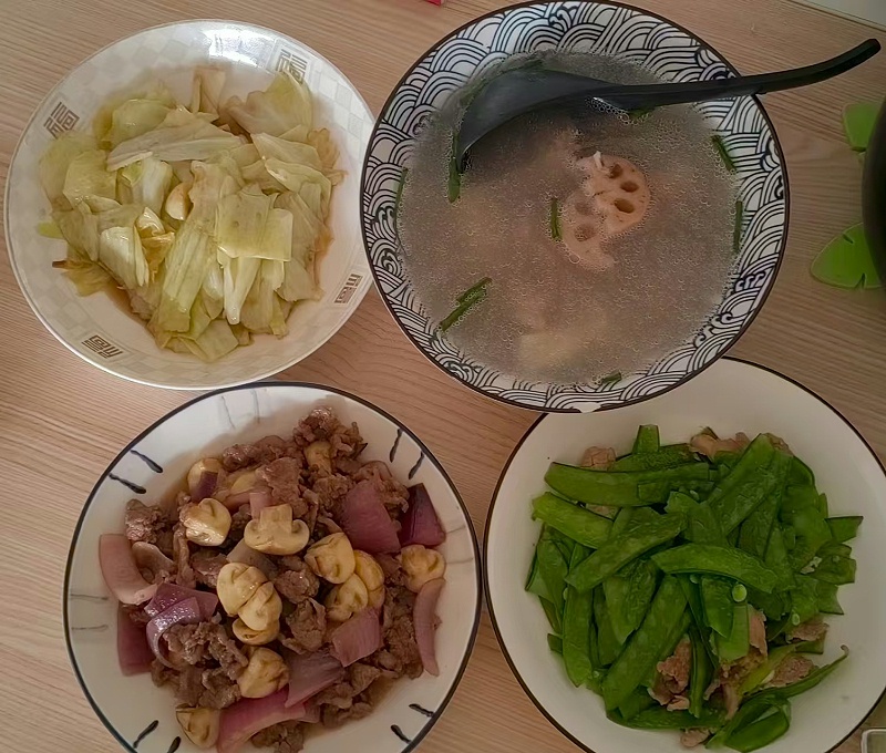 超幸运！42天月子遇神仙月嫂芬姐，贴心照料获称赞